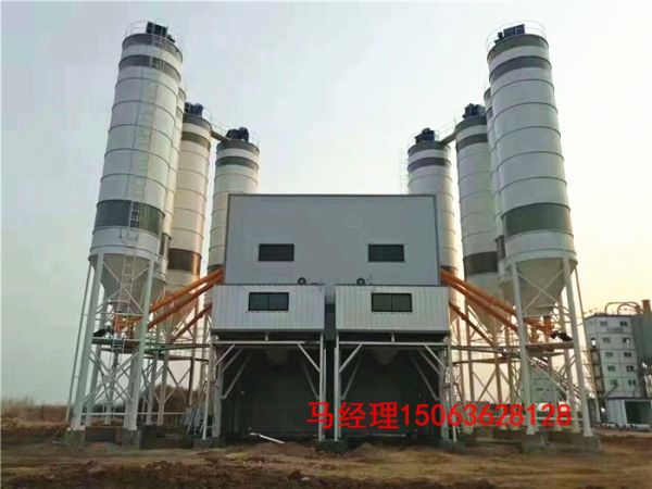 在使用初期，混凝土攪拌站有什么注意事項(xiàng)？